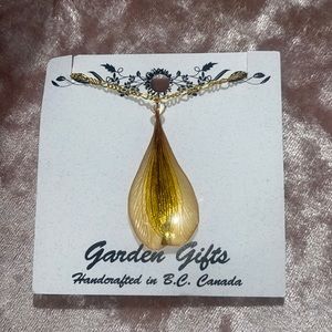 Handcrafted nature necklace